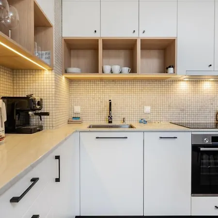 Soho View 2 * ワルシャワ